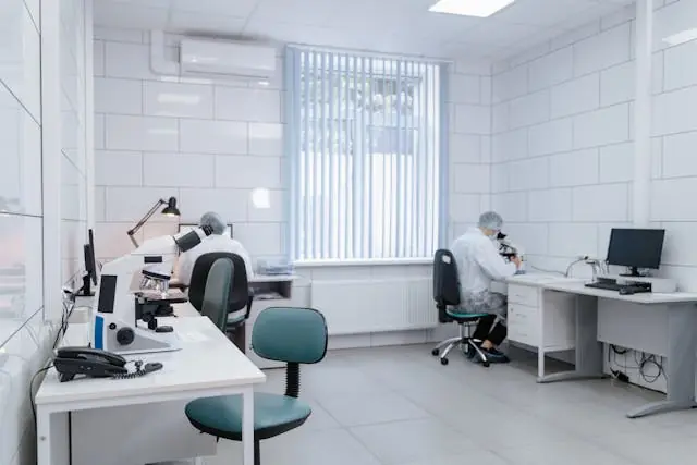 laboratory for stem cell transplant