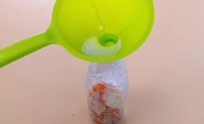 What is the effect of orange peel stuffed into mineral water bottle that everyone who knows it praises as wonderful? -5