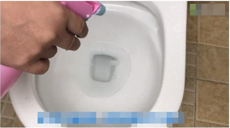 Don't throw away rice water, 5 practical methods that can solve many family problems-5