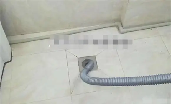 washing machine drain pipe (1).jpg 2 washing machine, floor drain