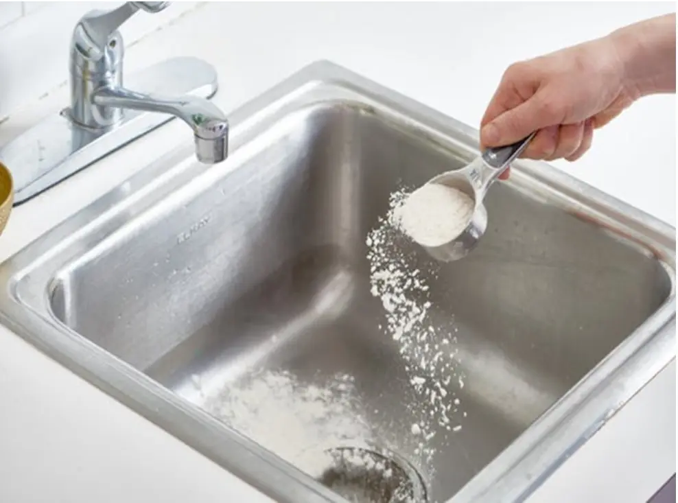 Pour this down the sink, after 15 minutes the grease in the pipes will dissolve and remove all odors-2