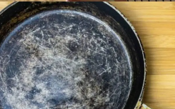 The pan has lost its non-stick coating