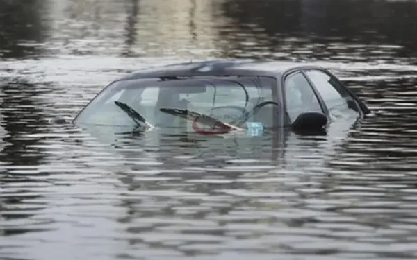How to identify if a car has been flood-damaged