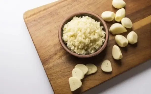 People who should limit their garlic intake