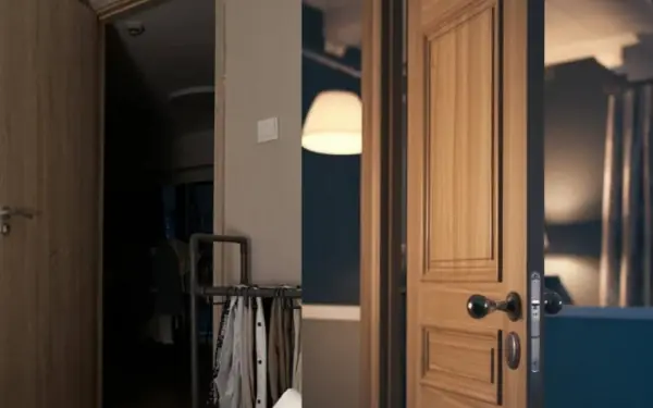 Do you need to close the bedroom door at night
