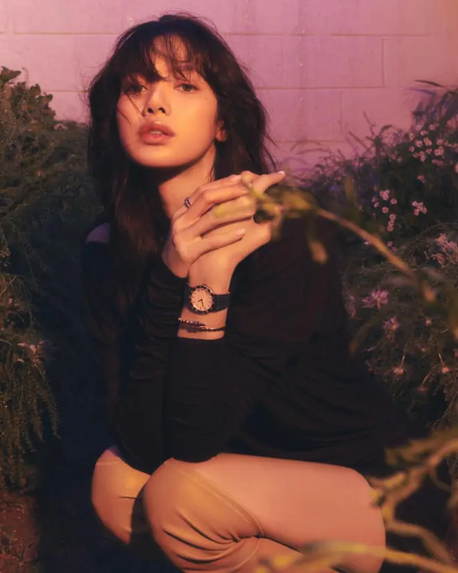Lisa and Jimin (BTS) announced their comeback on the same day: The historic match repeated, fans were already fighting - Photo 8.