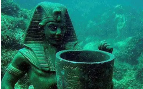 The ancient Egyptian city of Heracleion, also referred to as the “lost city of Heracleion,” has been discovered and examined underwater after 1,200 years