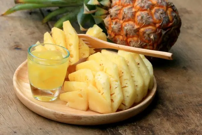 Why Doctors Recommend Eating Pineapple Every Day – The Surprising Health Benefits You Can’t Ignore!