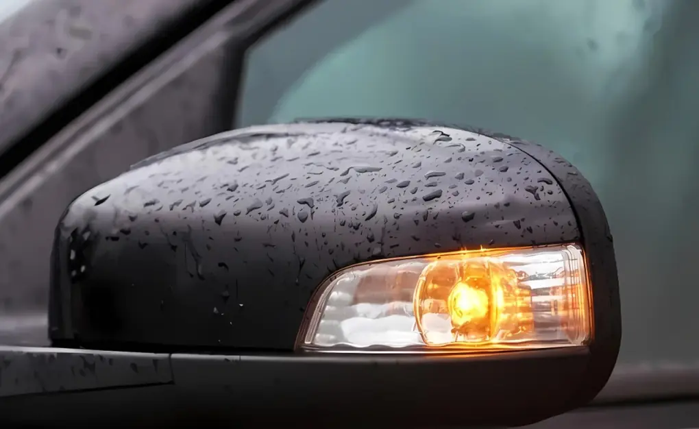 Why Are Turn Signal Lights Yellow Instead of Green or Red?