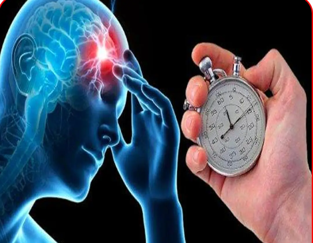 About 15 minutes before a stroke, the body usually sends out 4 clear
