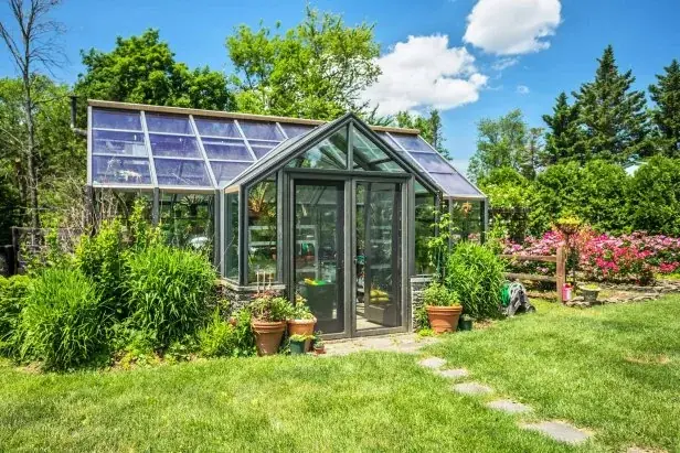 5 Gorgeous Greenhouse Ideas To Transform Your Yard!