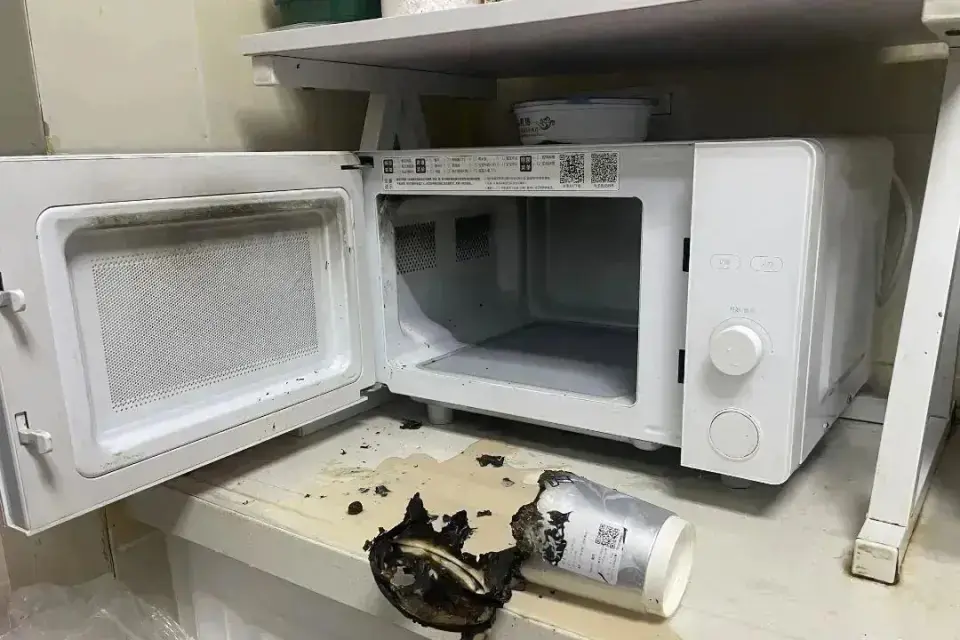 Microwaving Milk Tea for 30 Seconds Nearly Set My House on Fire: These 3 Foods Should Never Be Put in a Microwave