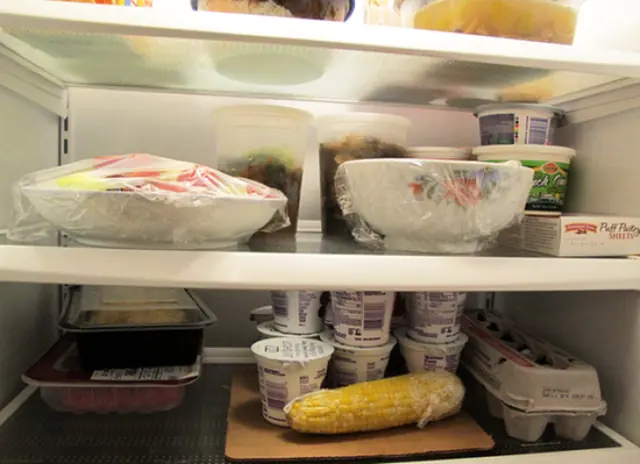 Man dies after having diarrhea for days, doctor points to refrigerator and shakes head: 3 "expensive" dishes that can't be finished must be thrown away