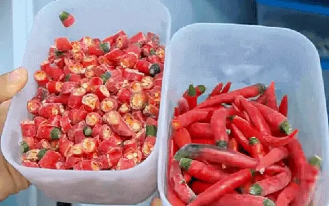 Secret to Keeping Chilies Fresh for 6 Months: Every Home Cook Should Know This!