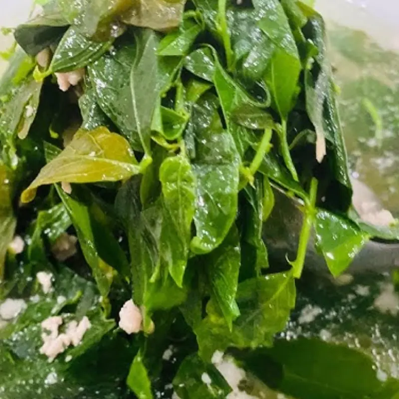 This Leafy Green Costs Just a Few Thousand Dong but Has More Vitamin C Than Oranges and Lemons
