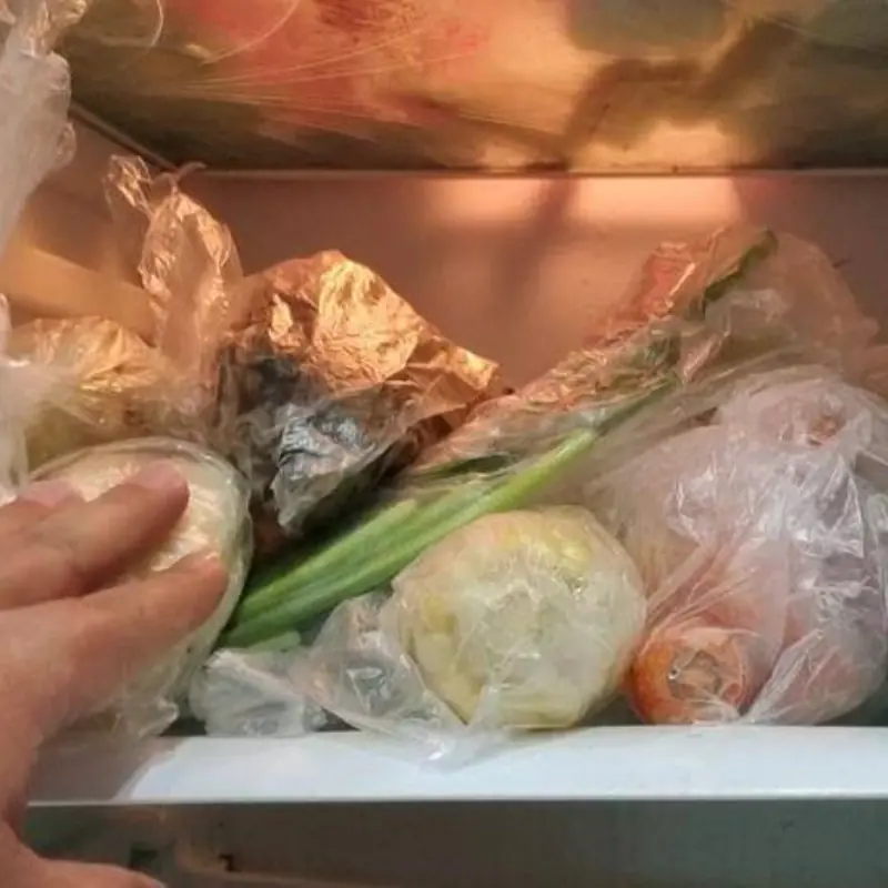Storing Plastic Bags in the Fridge Causes Cancer? After Hearing the Truth, Many People Rush to Do One Thing Immediately
