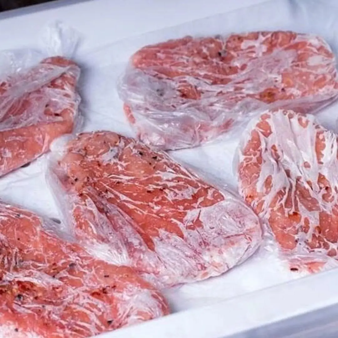 We have a habit of freezing meat and fish to eat gradually, so how long can frozen food be used to ensure safety and quality?