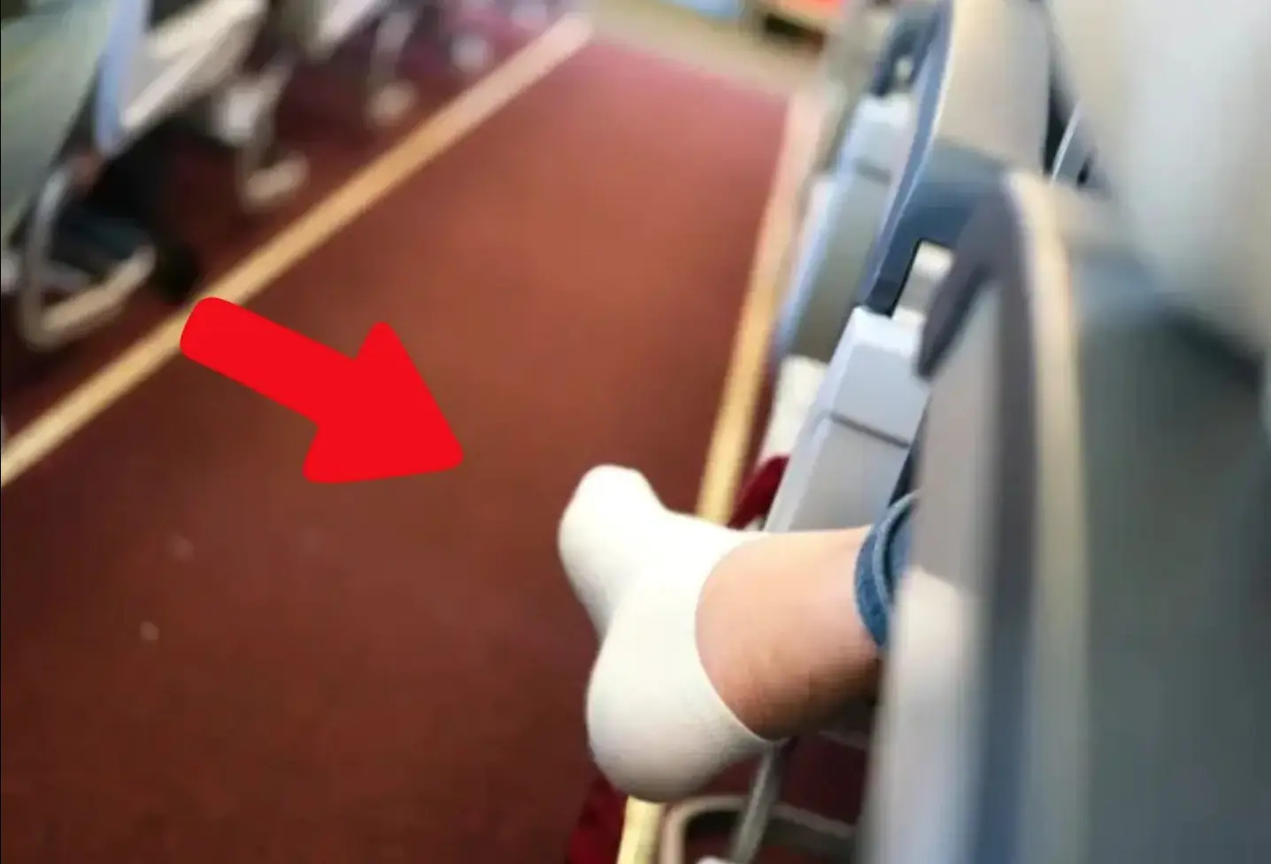 Many people still don't pay attention to this when flying