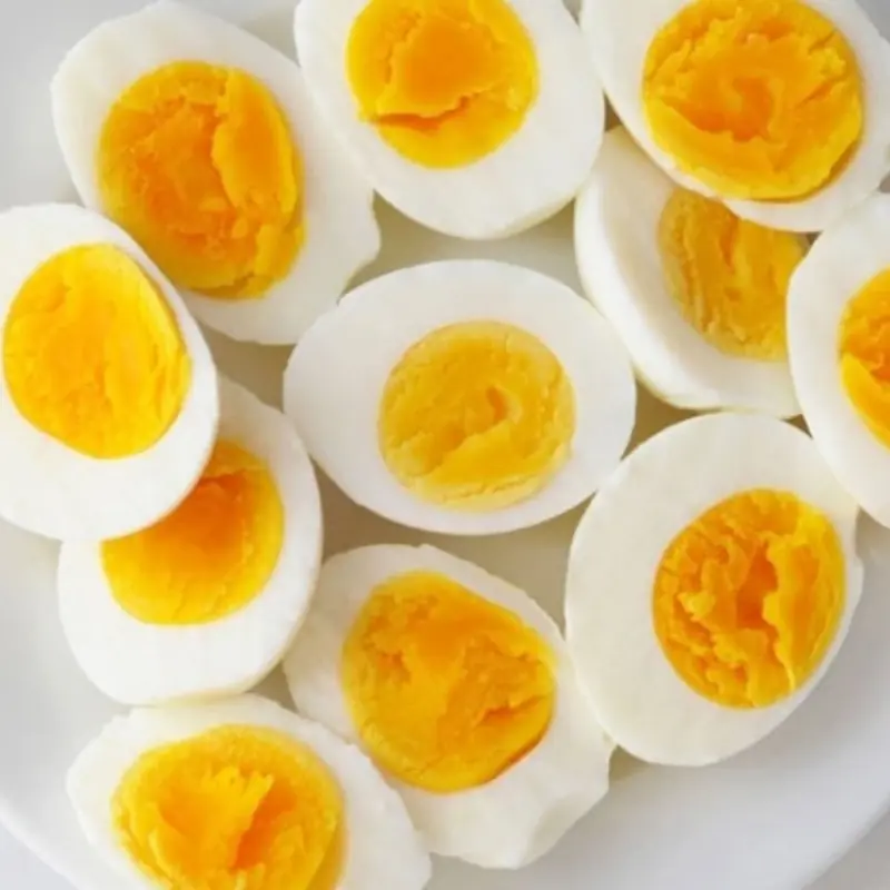 Top 5 Everyday Foods That Help Women Reduce Excess Fat After 40
