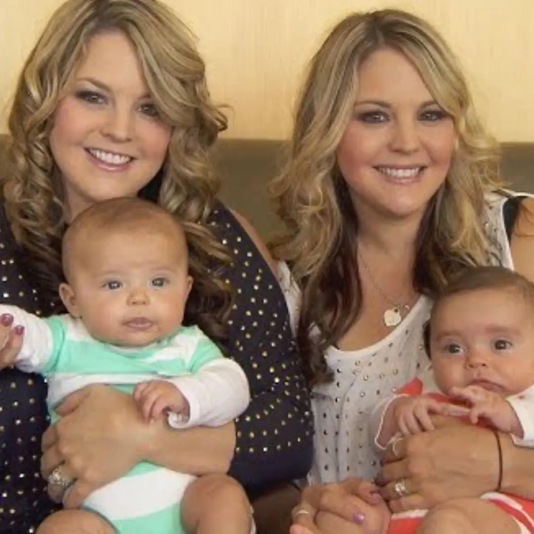 Identical twin sisters give birth to sons on same day at the same hospital