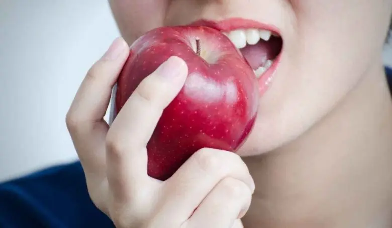 I regularly eat these 2 fruits to keep my spleen and sto.mach clean and healthy