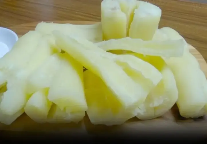 Over 200 People Are Killed By The “World’s Deadliest Food” Every Year, But Almost 500 Million People Still Eat It