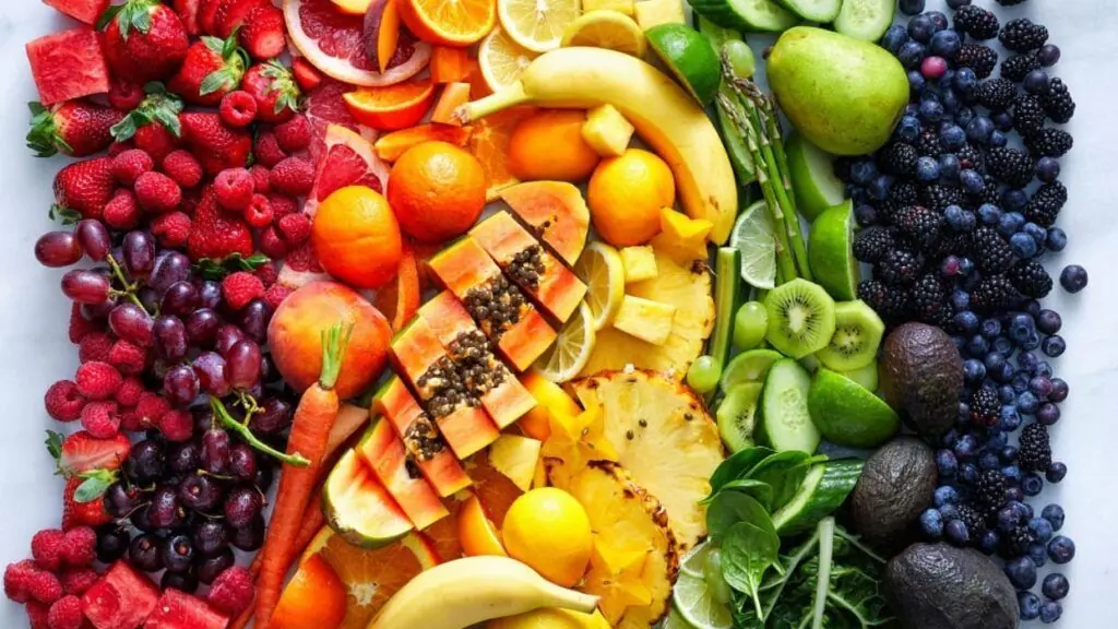 Dentist-Approved: The Right Way to Eat Fruit to Prevent Cavities