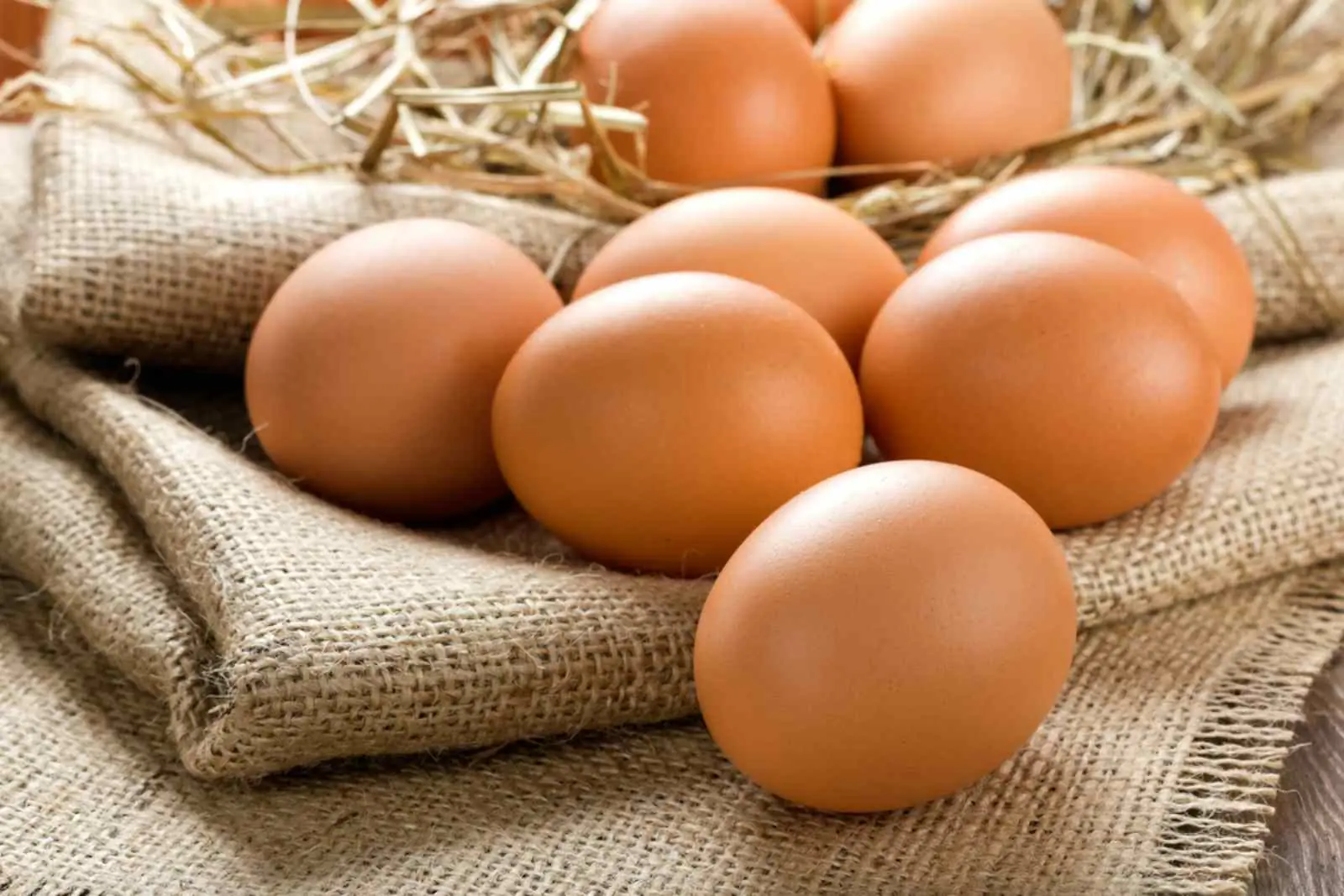What really happens when you eat eggs every day