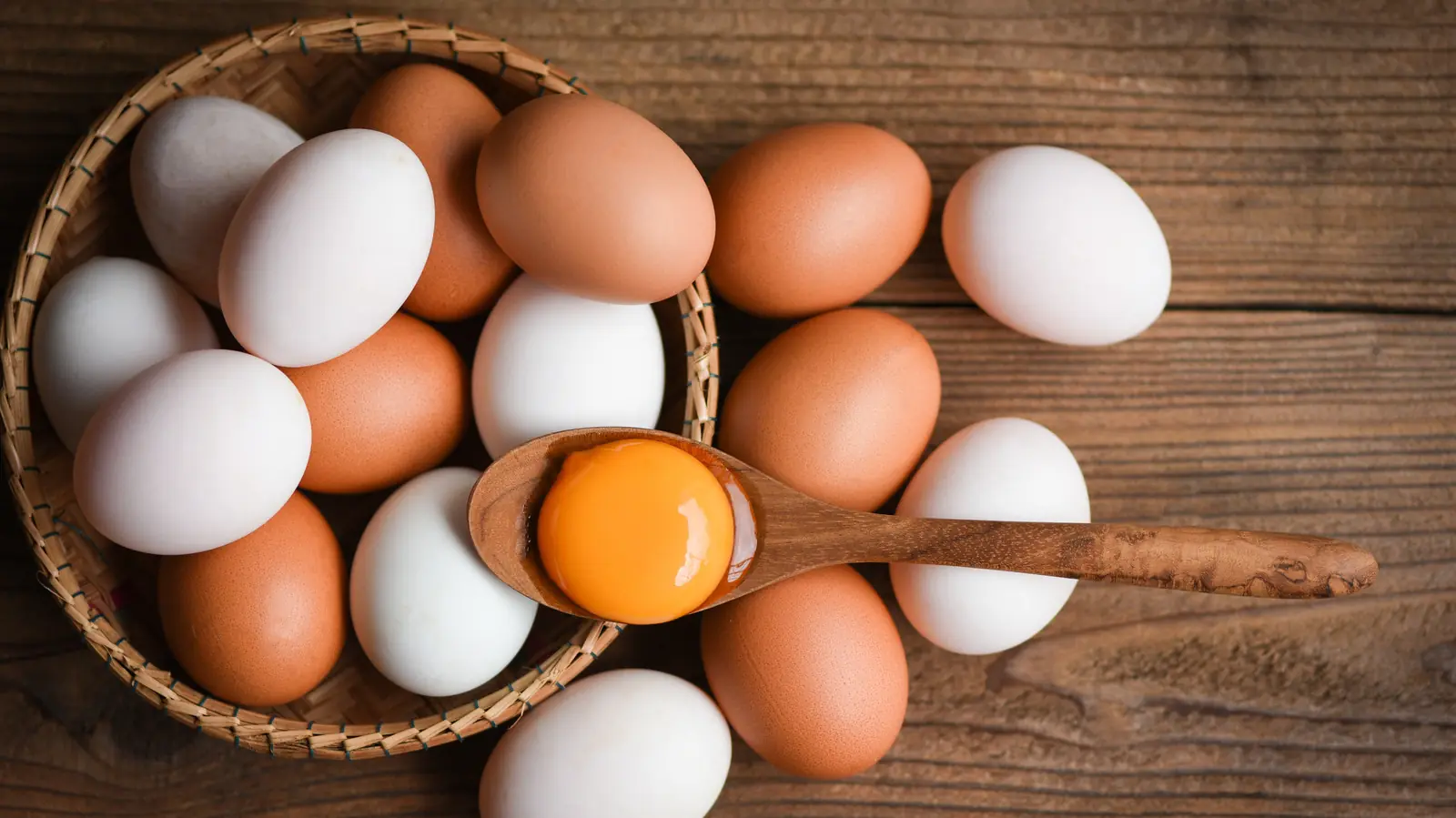 8 Hidden Egg Dang.ers Your Body Is Begging You to Notice — Before It’s Too Late