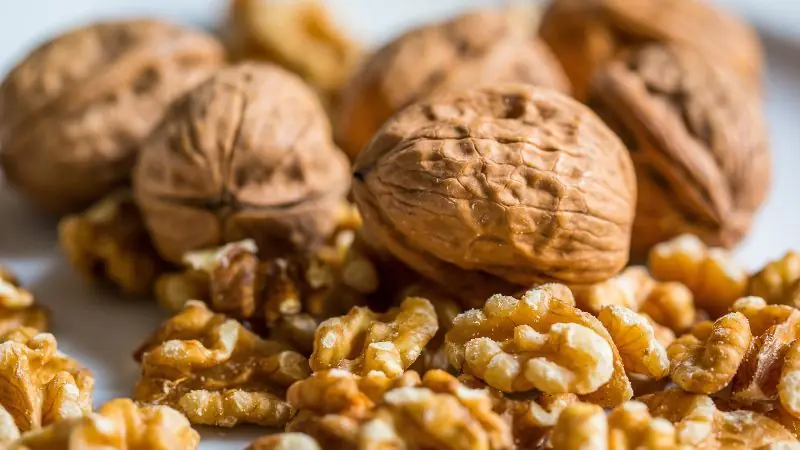 Discover the Secret Omega-3 Nut That Can Naturally Lower Bloo.d Lipids & Improve Heart Health
