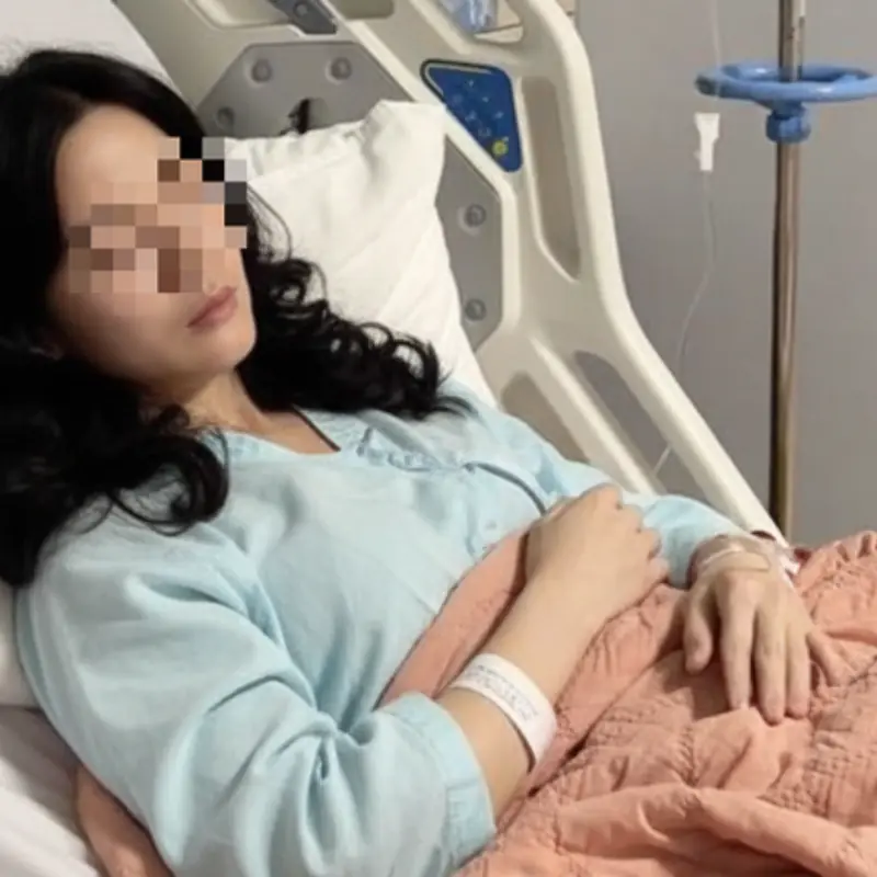 A 40-Year-Old Woman Visits the Doctor for Bloating—But Ends Up Discovering Can.cer