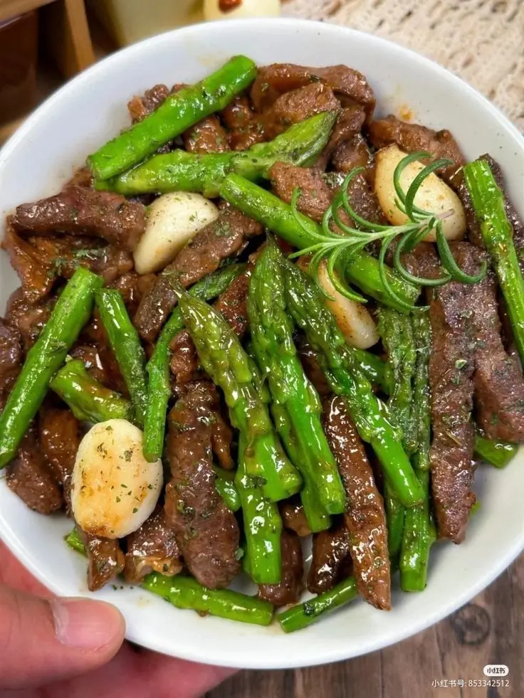 Beef-Wrapped Asparagus
