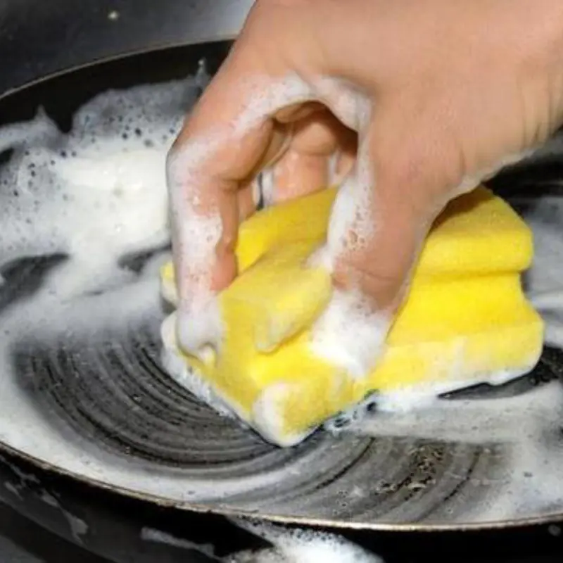 A 30-Year-Old Couple Diagnosed With Stomach Can.cer Due to a Dishwashing Habit Many People Still Practice