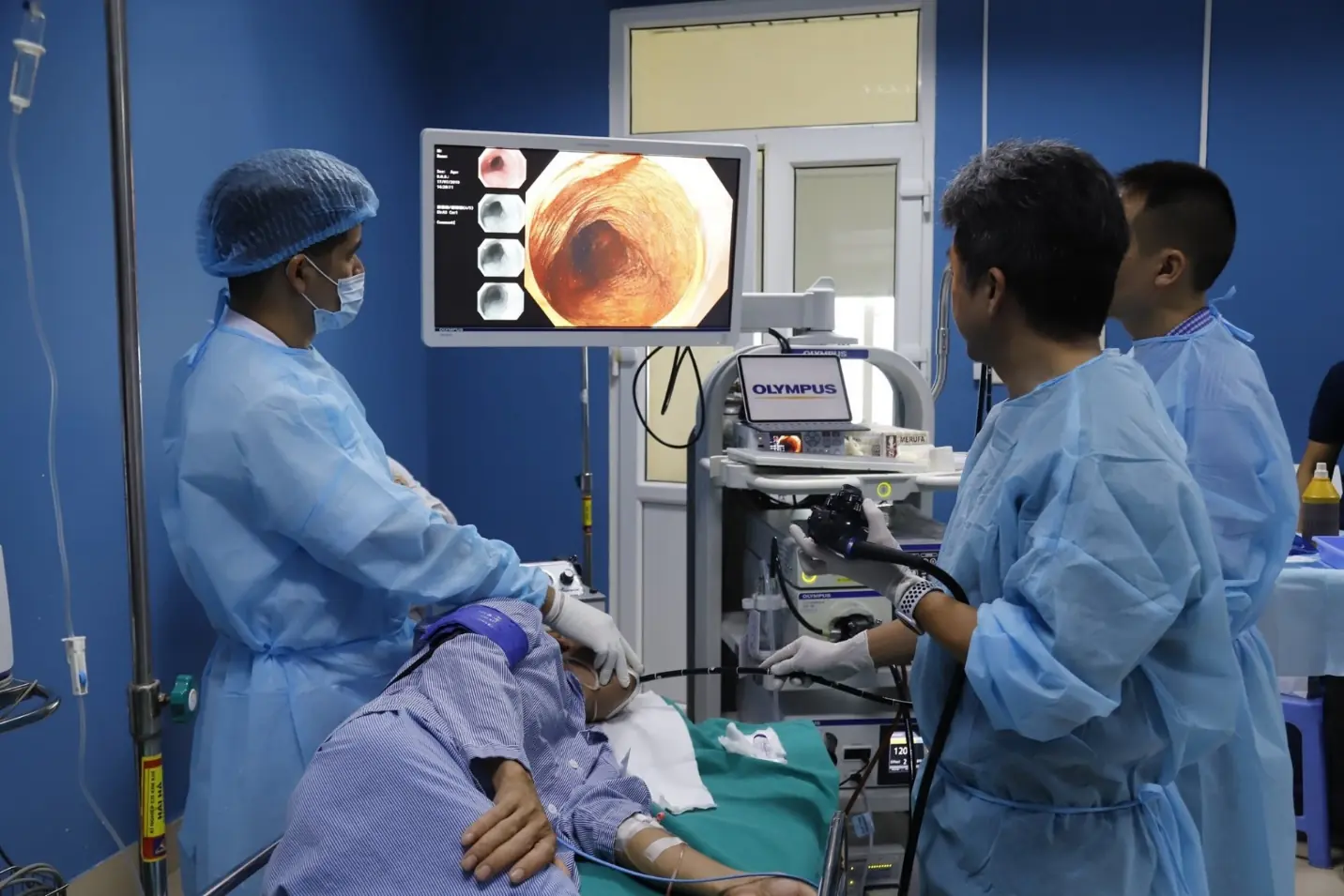 Doctor: The First Signs of Sto.mach Can.cer Often Appear in the Mouth — But Most People Ignore Them