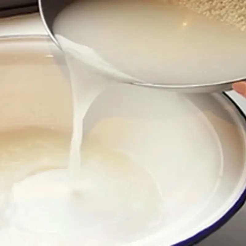 Don’t Throw Away Rice-Washing Water: Discover Its Surprising Uses That Can Help You Save a Fortune