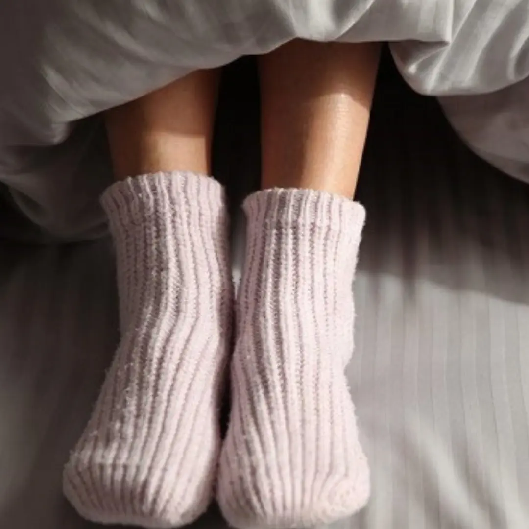 Why Do Japanese People Wear Socks to Sleep — No Matter the Season?