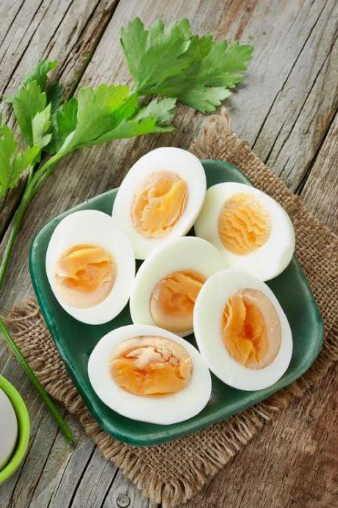 How many eggs per week are healthy for your body?