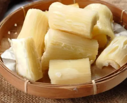 Over 200 People Are Killed By The “World’s Deadliest Food” Every Year, But Almost 500 Million People Still Eat It