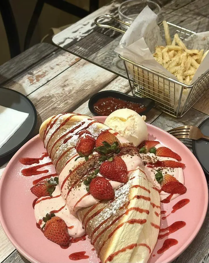 Strawberry Cream Croissant Dessert