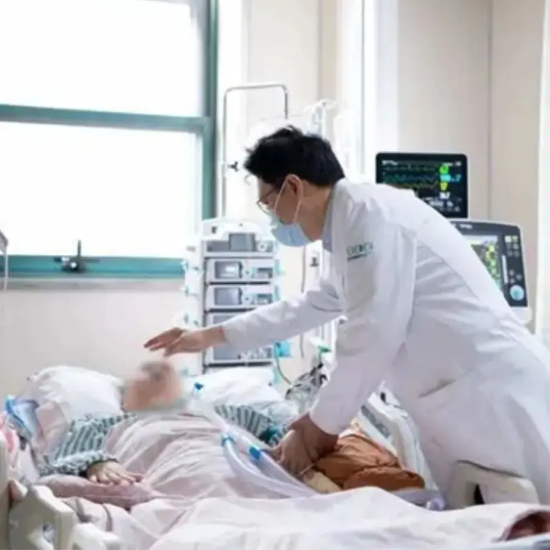 Diagnosed with stomach can.cer at 38, this man sounded the alarm