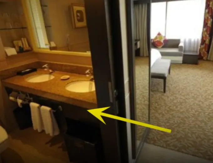 Why you should leave the bathroom light on when staying in a hotel or motel?
