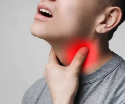 A 40-Year-Old Man Died from a Sore Throat After 7 Rounds of Chemotherapy – Doctors Urgently Warn