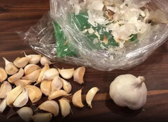 Garlic peels are not trash, don't rush to throw them away