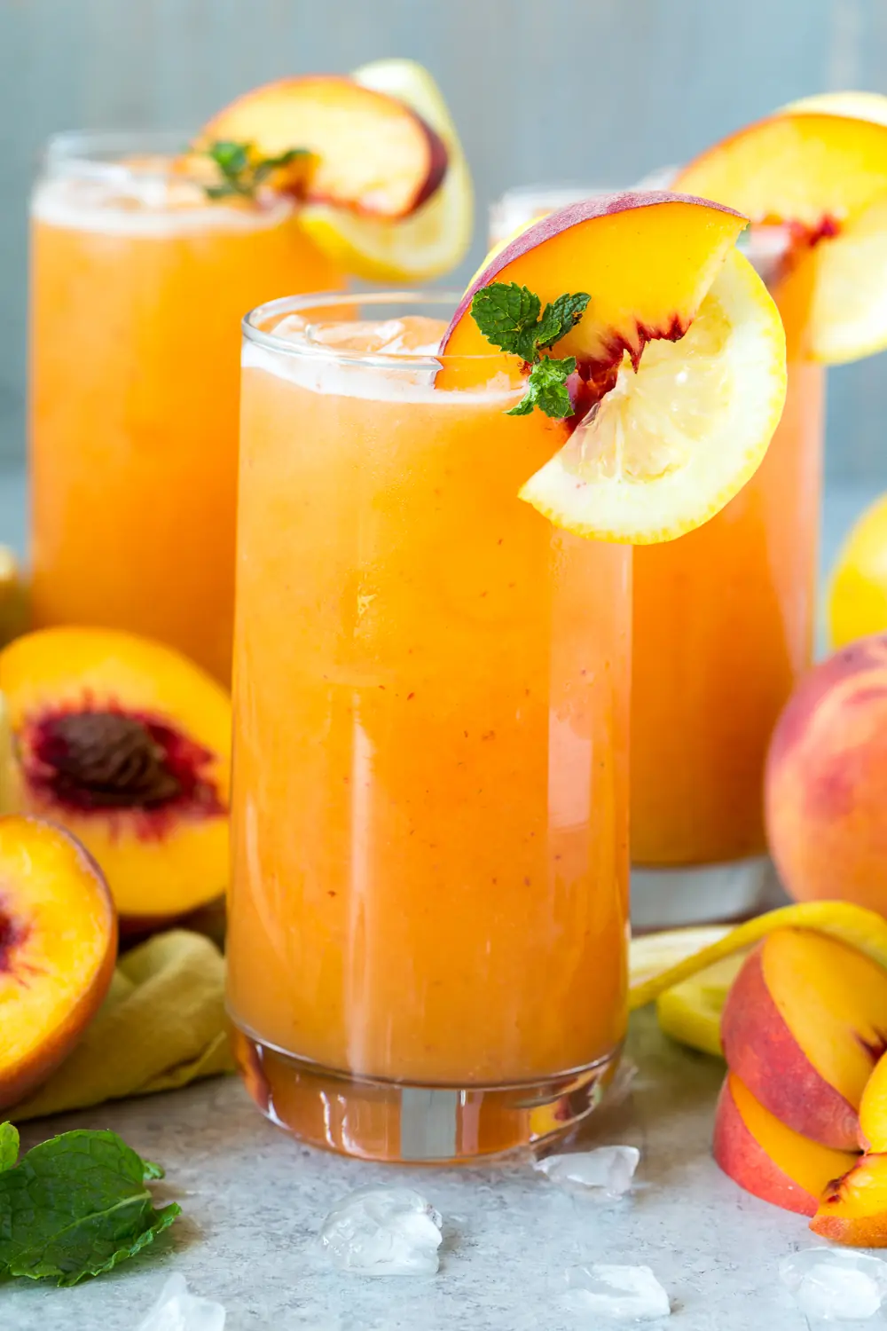 Refreshing Peach Lemonade