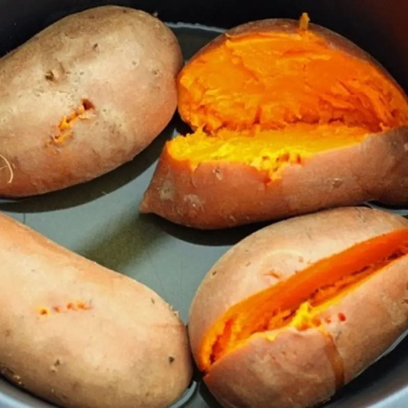 Sweet Potatoes Aren’t Always “Healthy” the Way You Think — Here’s Why