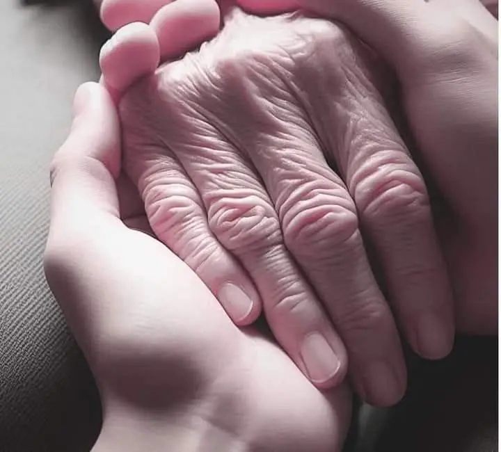 If Your Parent Shows These 3 Signs, They May Be Nearing the End of Life. Prepare Yourself for What’s to Come