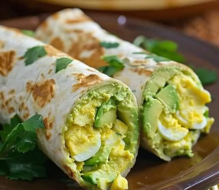 Egg & Avocado Breakfast Wrap
