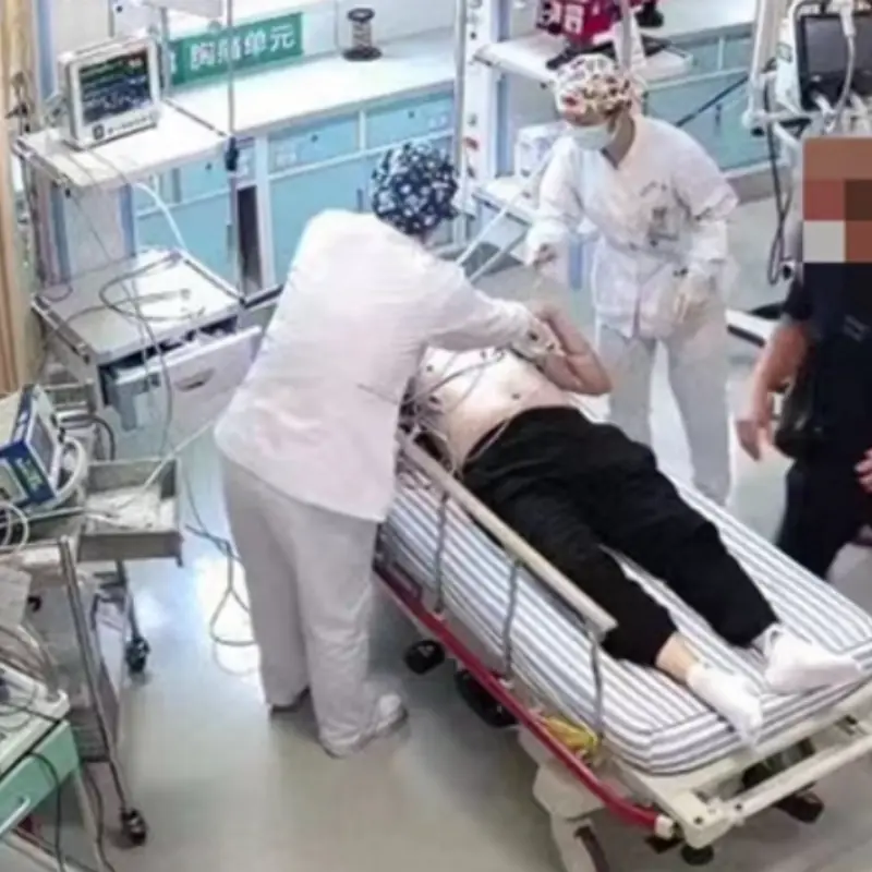 A 65-year-old woman di.ed suddenly at dawn. Doctors warn: Never do these 4 things before bed as you get older.