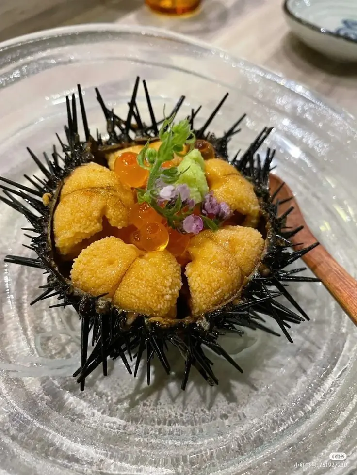 FRESH SEA URCHIN (UNI) WITH IKURA