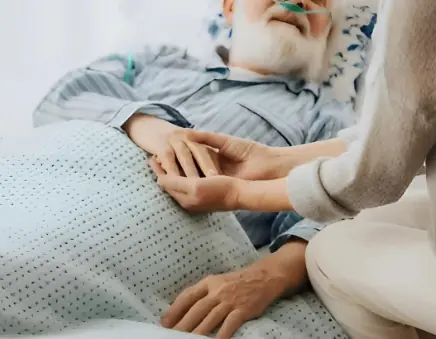 3 Signs Your Parent May Be Nearing the End of Life — How to Prepare for What’s Ahead